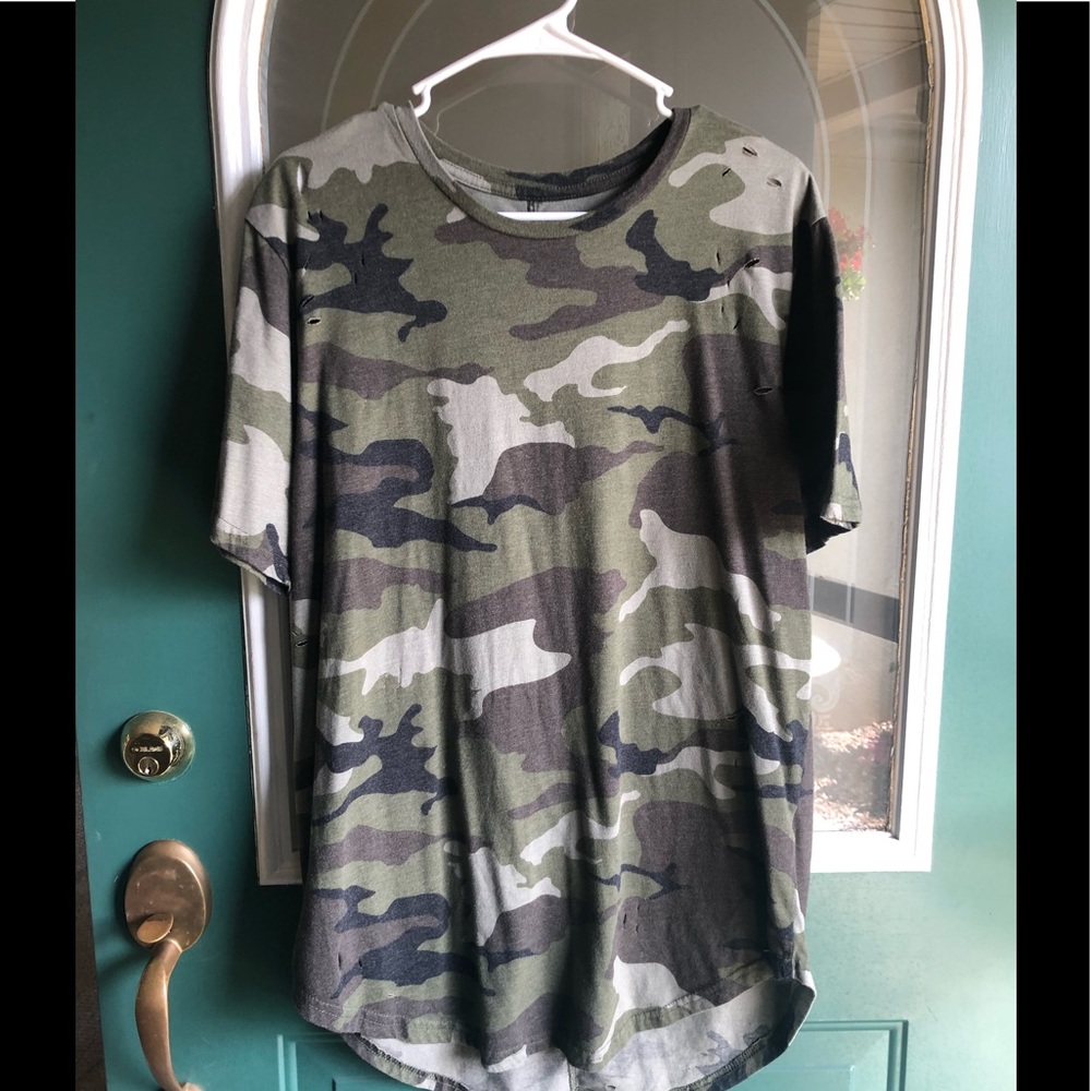 Men’s t shirt